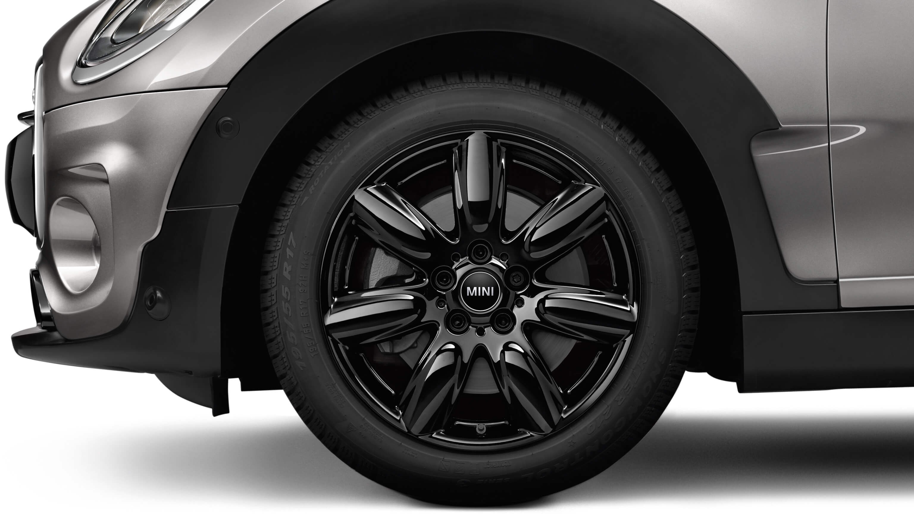 17-calowa obręcz ze stopów lekkich Bridge Spoke 528